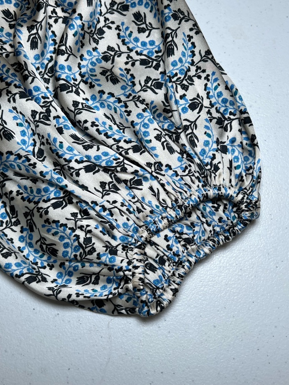 Maje Blue and Black Floral Tie-Neck Peasant Blouse size 1 - Picture 6 of 9